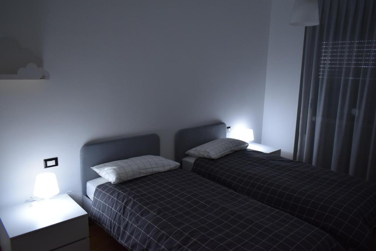 House Promenade Santa Giulia Leilighet Milano Eksteriør bilde