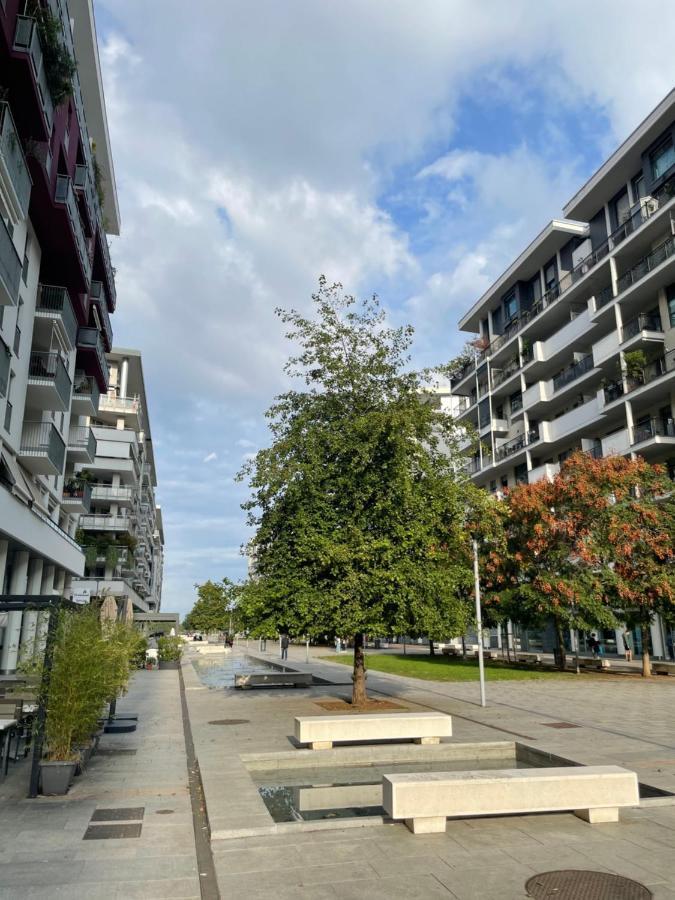 House Promenade Santa Giulia Leilighet Milano Eksteriør bilde